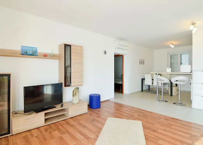 Narzissa Apartment *